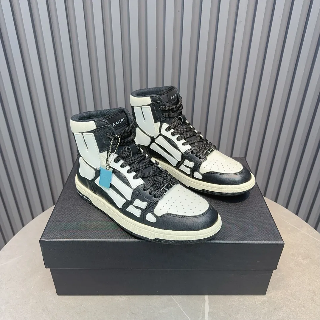 Men's shoes💰620💰 AMIRI AMIRI trendy brand hot sale🔥 Available all year round✅Couples💑 Official website synchronization Imported fabrics 1⃣️ratio 1⃣️Re-engraved, original factory special original sole, 35-45 (38.45. Non-refundable)